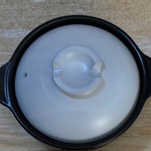 Japanese Donabe Earthen Pot, Black/White (Open Box)